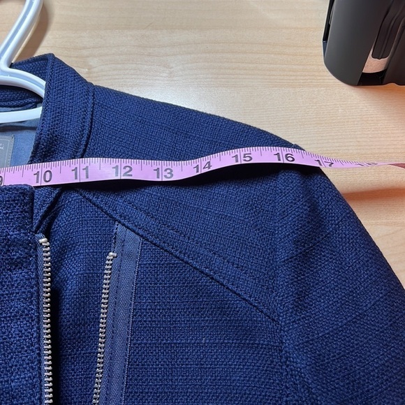 WOMEN’S Gap Navy Moto Jacket Textured Tweed Size Medium - Picture 10 of 12